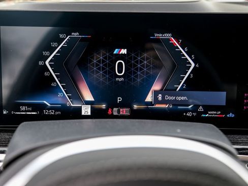 New 2026 BMW X5 xDrive40i w/ M Sport Package image 14