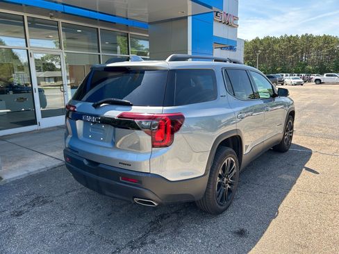 Used 2023 GMC Acadia SLT w/ Elevation Edition AWD/4WD image 4