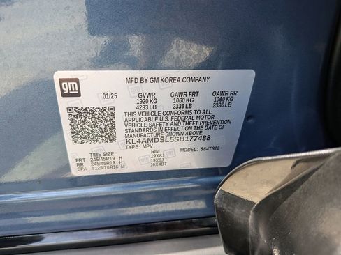 Used 2025 Buick Encore GX Sport Touring w/ Experience Buick Package FWD image 38