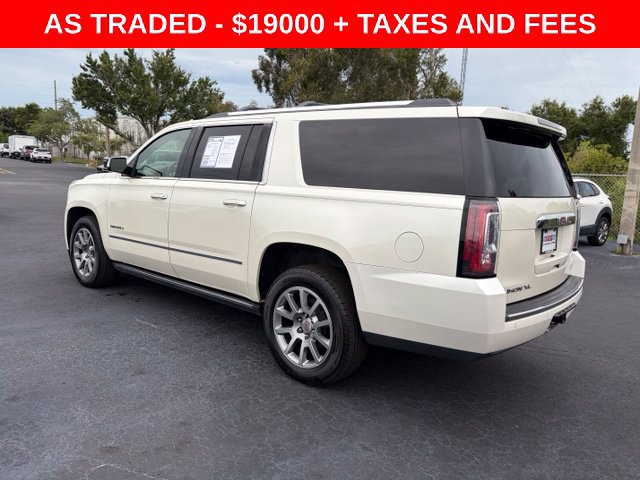 Used 2015 GMC Yukon XL Denali w/ Premium Package RWD image 4