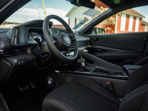 New 2026 Hyundai Elantra Sport FWD image 16