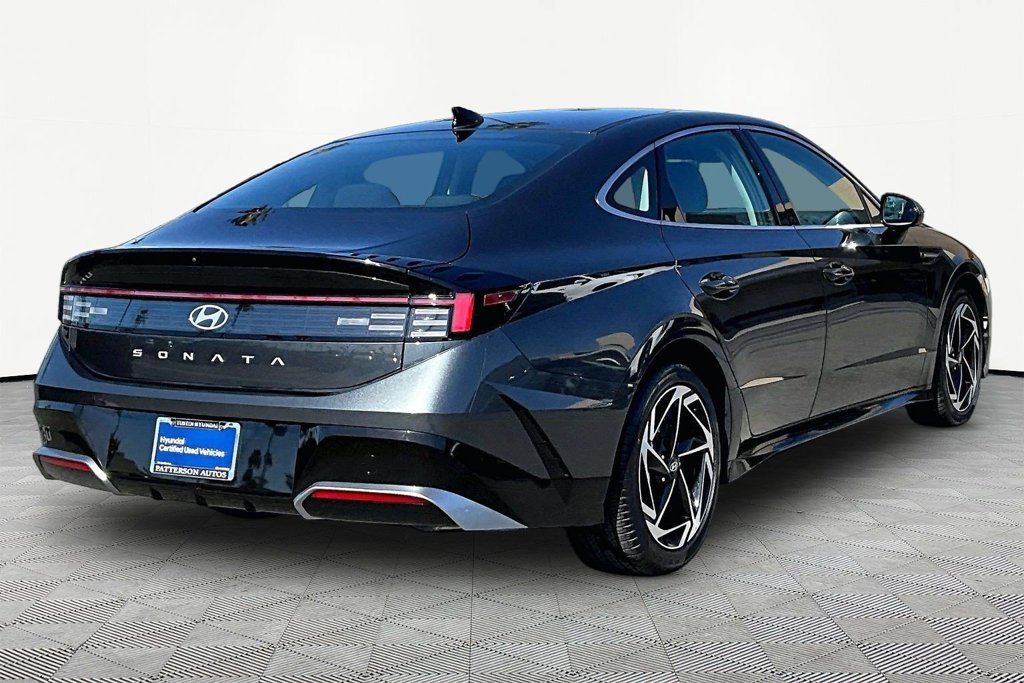 Certified 2026 Hyundai Sonata SEL FWD image 3