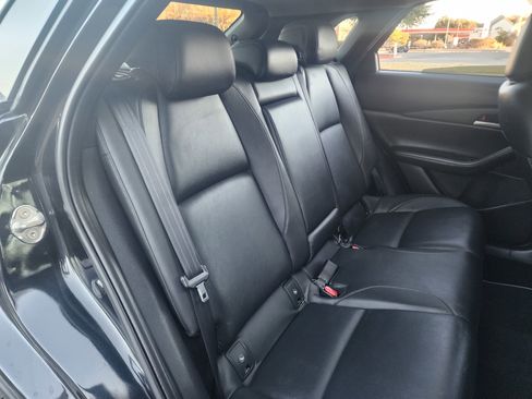 Used 2021 MAZDA CX-30 AWD 2.5 S w/ Select Package image 19