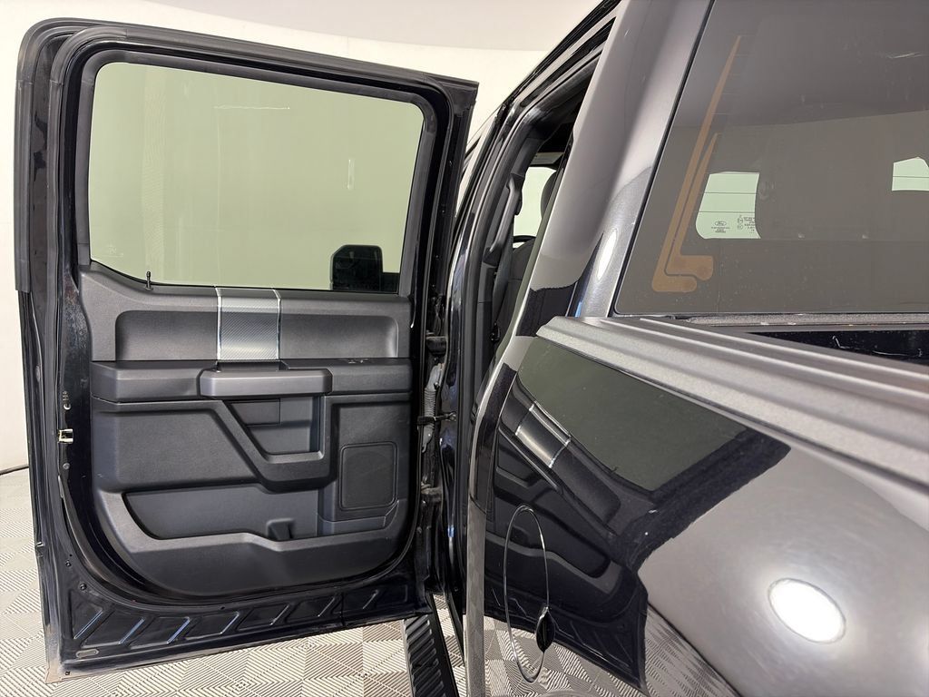 Used 2019 Ford F150 XLT w/ Equipment Group 302A Luxury AWD/4WD image 12