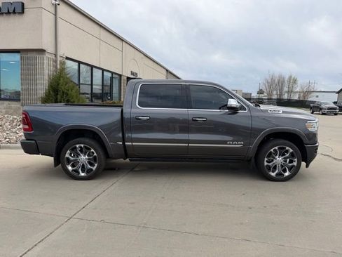 Used 2019 RAM 1500 Limited image 5