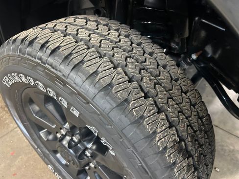 Used 2025 RAM 2500 Big Horn AWD/4WD image 5