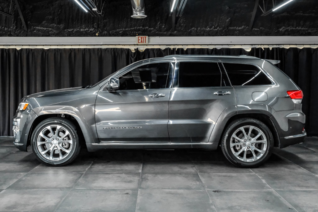 Used 2021 Jeep Grand Cherokee Summit AWD/4WD image 12