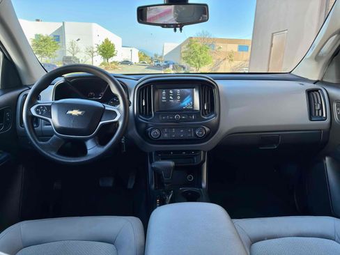 Used 2017 Chevrolet Colorado W/T w/ WT Convenience Package image 12