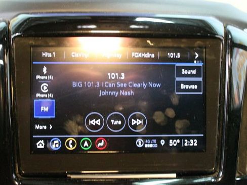 Used 2023 Chevrolet Traverse Premier AWD/4WD image 27