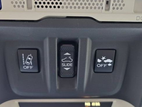 Used 2020 Subaru Forester Premium w/ Popular Package #1 AWD/4WD image 30