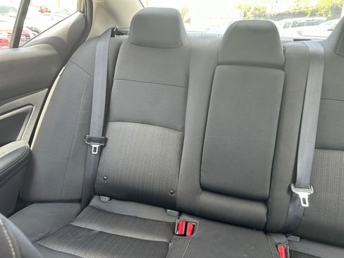 Used 2025 Nissan Altima 2.5 SV image 34