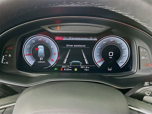 Used 2023 Audi Q7 2.0T Premium w/ Convenience Package image 12