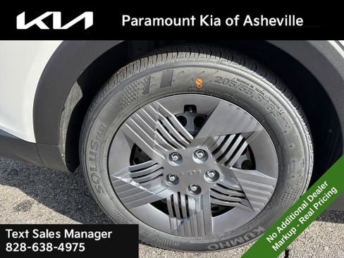 New 2026 Kia K4 LX image 30