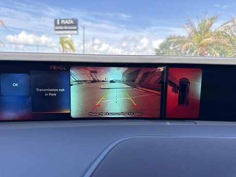New 2026 Lincoln Nautilus Premier AWD/4WD image 24
