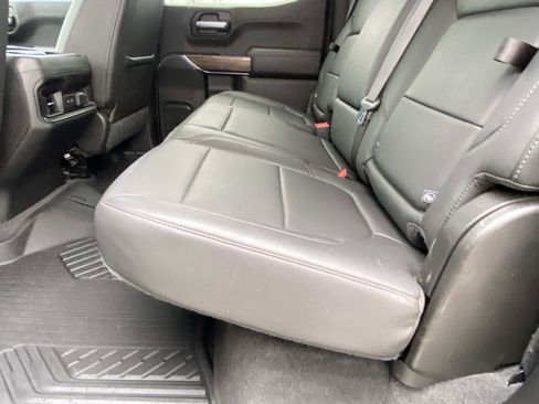 Used 2020 Chevrolet Silverado 1500 LT Trail Boss image 15