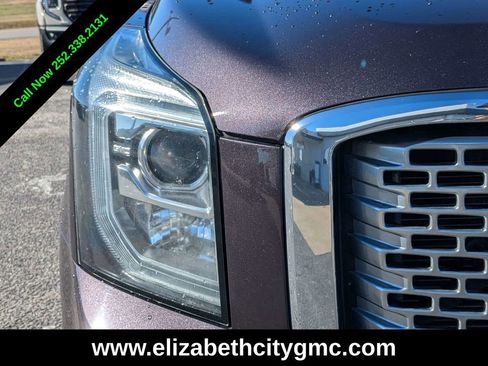 Used 2015 GMC Yukon Denali w/ Premium Package image 10