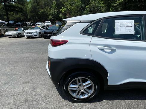 Used 2020 Hyundai Kona SE AWD/4WD image 9