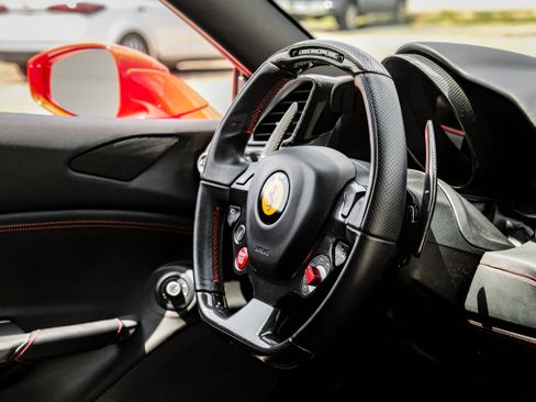 Used 2017 Ferrari 488 Spider RWD image 13