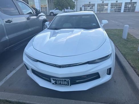 Used 2017 Chevrolet Camaro LT image 7