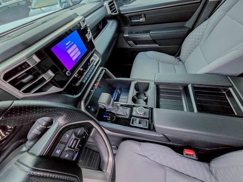 Used 2024 Toyota Tundra SR5 image 7