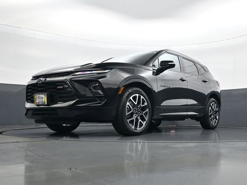 Used 2023 Chevrolet Blazer RS w/ Enhanced Convenience Package image 21