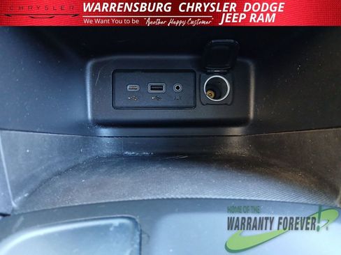 Used 2020 Chevrolet Equinox LS w/ LS Convenience Package image 23