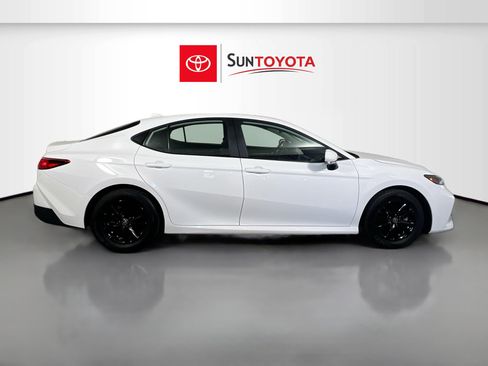 Used 2026 Toyota Camry LE FWD image 2