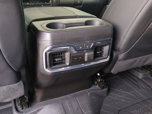 Used 2023 Chevrolet Silverado 3500 High Country w/ Technology Package AWD/4WD image 40