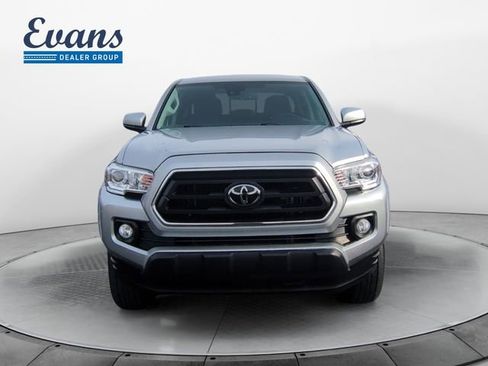 Used 2022 Toyota Tacoma SR5 image 11