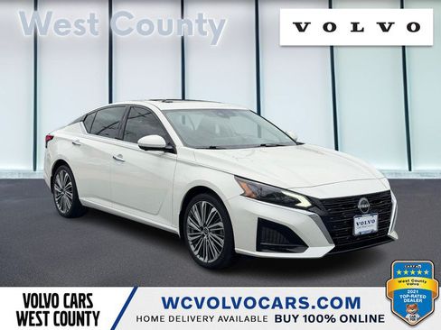 Used 2023 Nissan Altima 2.5 SL AWD/4WD image 1