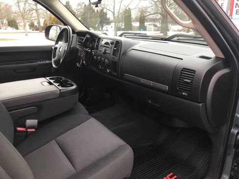 Used 2010 GMC Sierra 2500 SLE image 41