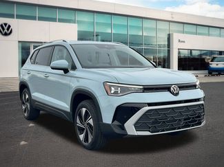 New 2026 Volkswagen Taos SE AWD/4WD video 3