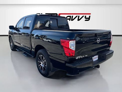 Used 2024 Nissan Titan SV w/ Accessory Utility Package RWD image 5
