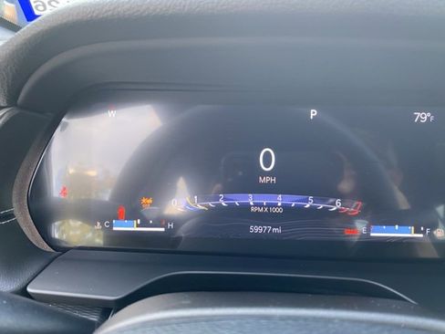 Used 2023 Jeep Grand Cherokee L Laredo image 18