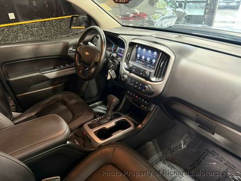 Used 2021 Chevrolet Colorado ZR2 w/ ZR2 Midnight Special Edition AWD/4WD image 27