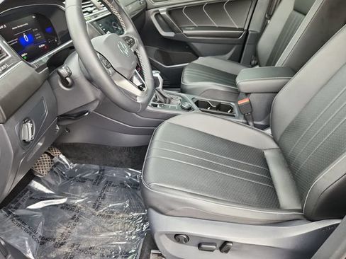 Certified 2023 Volkswagen Tiguan SE AWD/4WD image 7