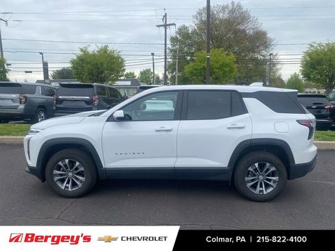 Used 2026 Chevrolet Equinox LT AWD/4WD image 8