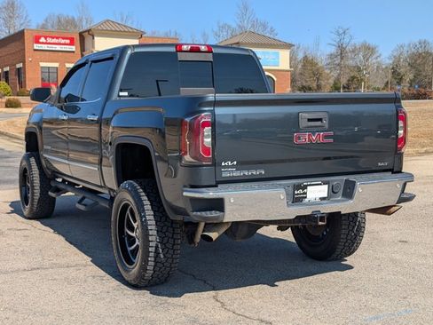 Used 2018 GMC Sierra 1500 SLT image 11