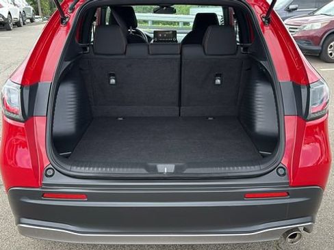 Used 2025 Honda HR-V Sport image 26