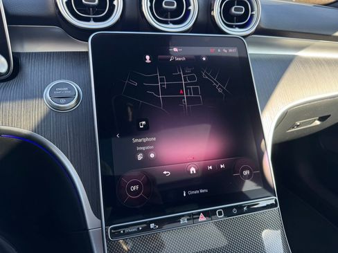 Used 2022 Mercedes-Benz C 300 4MATIC Sedan image 64