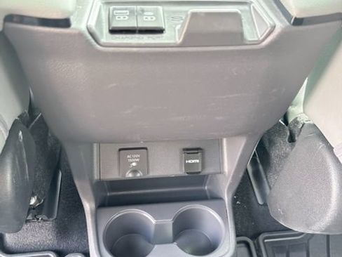 Used 2022 Toyota Sienna XLE w/ XLE Plus Package AWD/4WD image 30