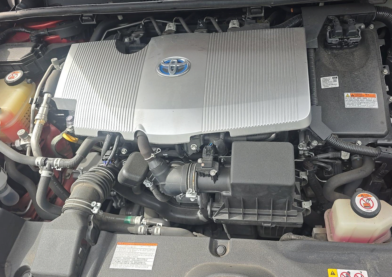 Used 2018 Toyota Prius One FWD image 3