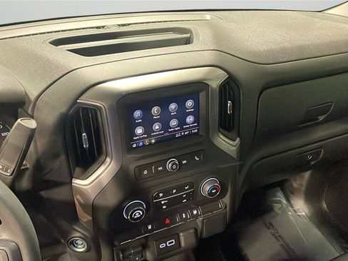 Used 2025 Chevrolet Silverado 2500 Custom AWD/4WD image 20