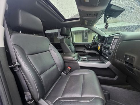 Used 2018 Chevrolet Silverado 1500 LTZ Z71 w/ Centennial Edition image 13