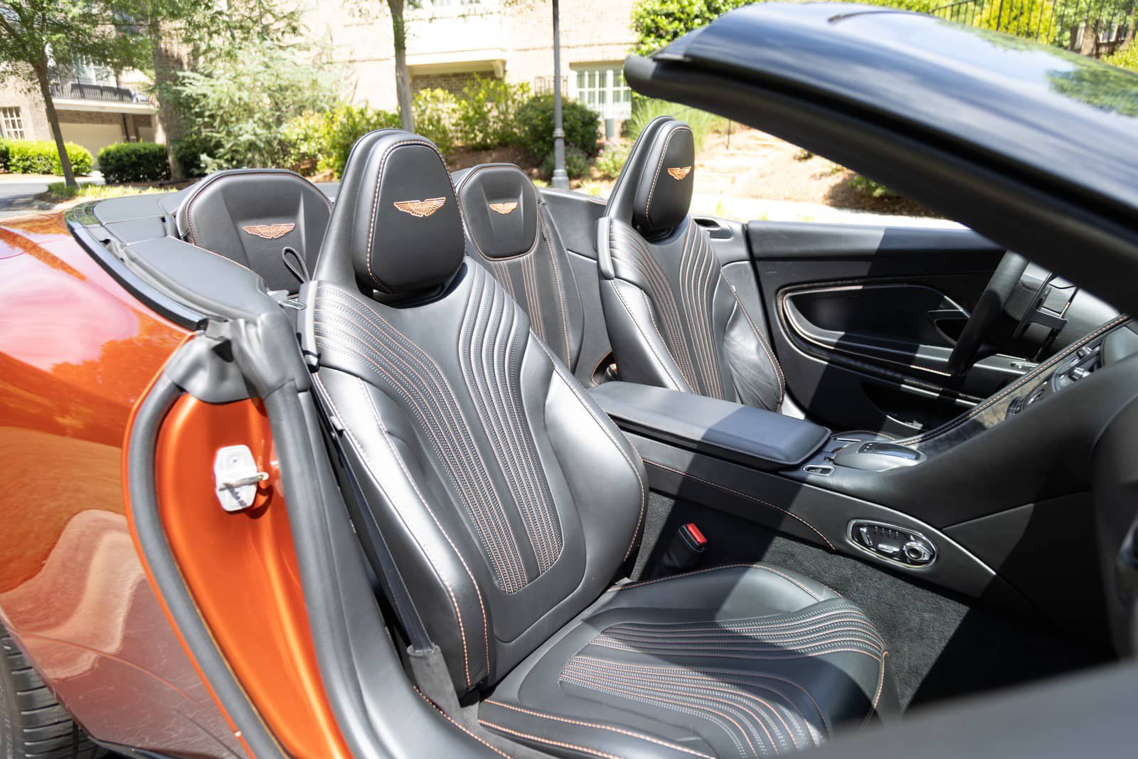 Used 2021 Aston Martin DB11 Volante RWD image 45