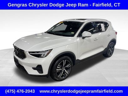 Used 2025 Volvo XC40 B5 Core