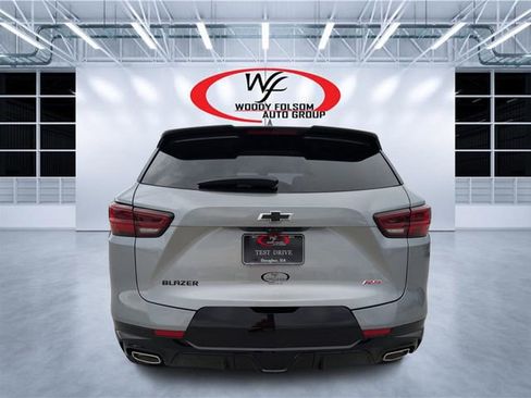 Used 2023 Chevrolet Blazer RS w/ Driver Confidence II Package image 4