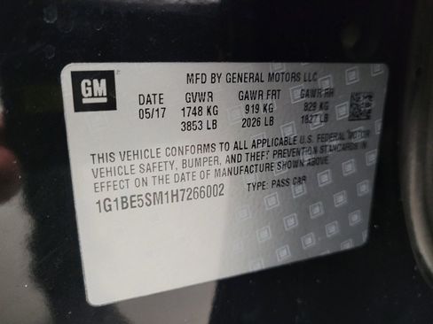 Used 2017 Chevrolet Cruze LT w/ Convenience Package FWD image 33