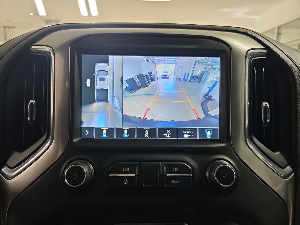 Used 2019 Chevrolet Silverado 1500 LTZ AWD/4WD image 29