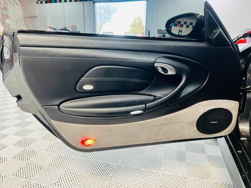 Used 2002 Porsche 911 Turbo image 39